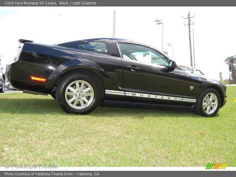 Black / Light Graphite 2009 Ford Mustang V6 Coupe