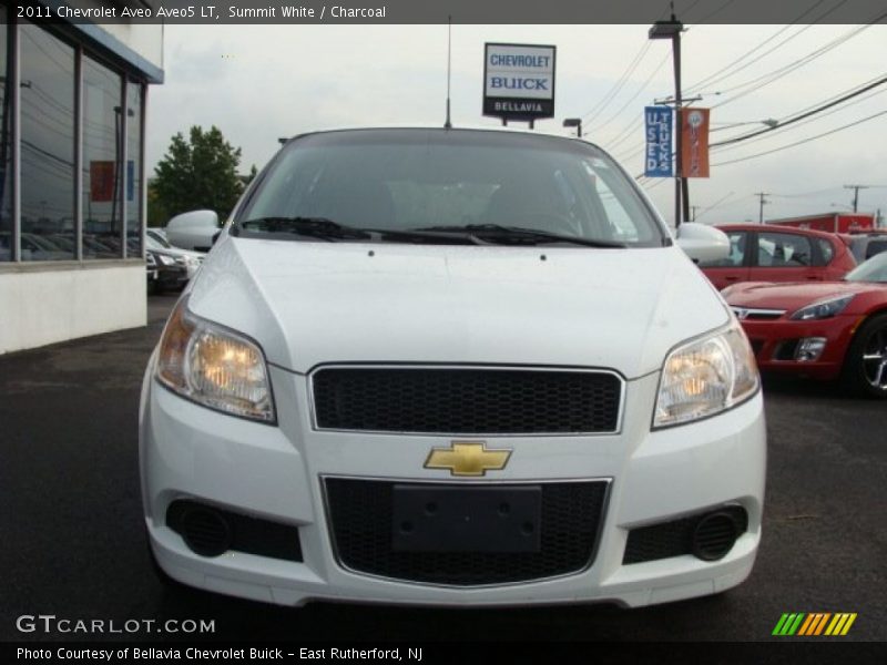 Summit White / Charcoal 2011 Chevrolet Aveo Aveo5 LT