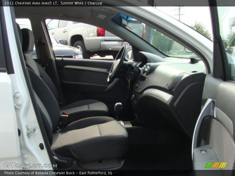 Summit White / Charcoal 2011 Chevrolet Aveo Aveo5 LT