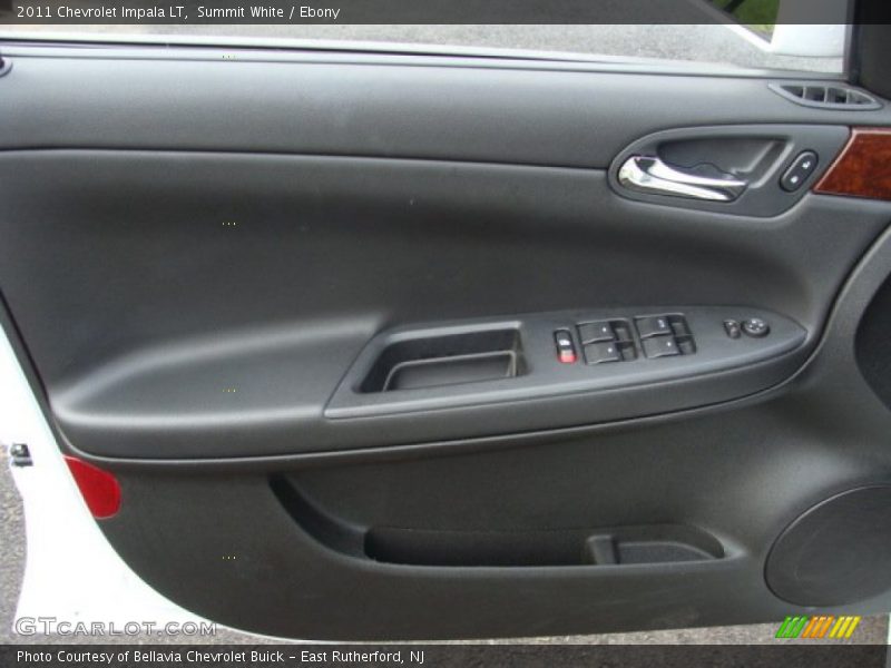 Summit White / Ebony 2011 Chevrolet Impala LT
