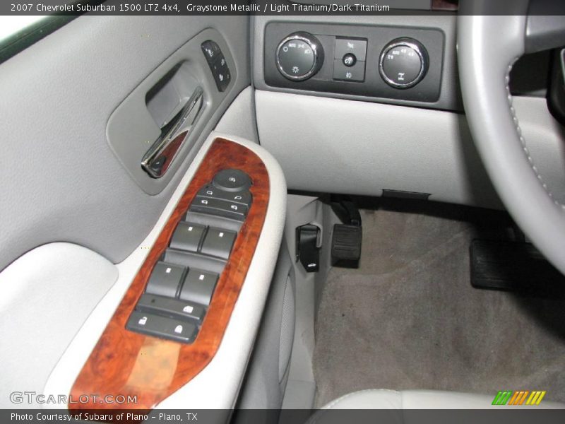 Graystone Metallic / Light Titanium/Dark Titanium 2007 Chevrolet Suburban 1500 LTZ 4x4