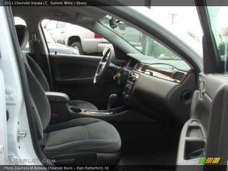 Summit White / Ebony 2011 Chevrolet Impala LT