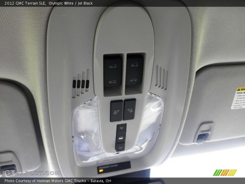 Olympic White / Jet Black 2012 GMC Terrain SLE