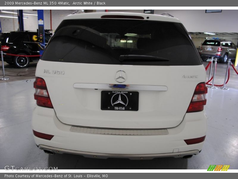 Arctic White / Black 2009 Mercedes-Benz ML 350 4Matic