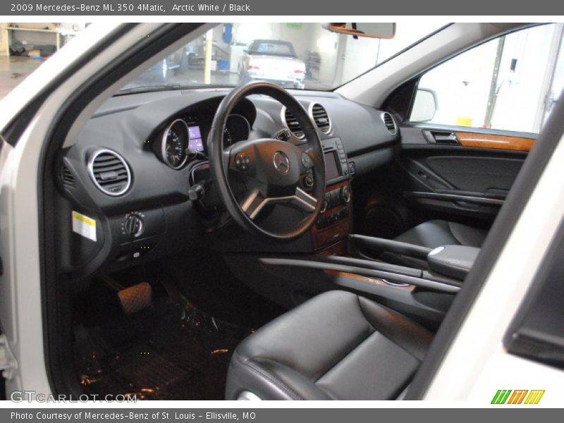 Arctic White / Black 2009 Mercedes-Benz ML 350 4Matic