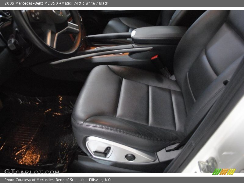 Arctic White / Black 2009 Mercedes-Benz ML 350 4Matic