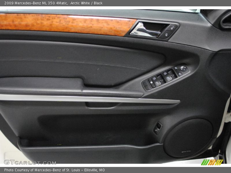Arctic White / Black 2009 Mercedes-Benz ML 350 4Matic