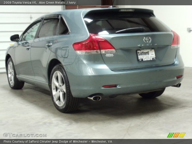 Aloe Green Metallic / Ivory 2009 Toyota Venza V6