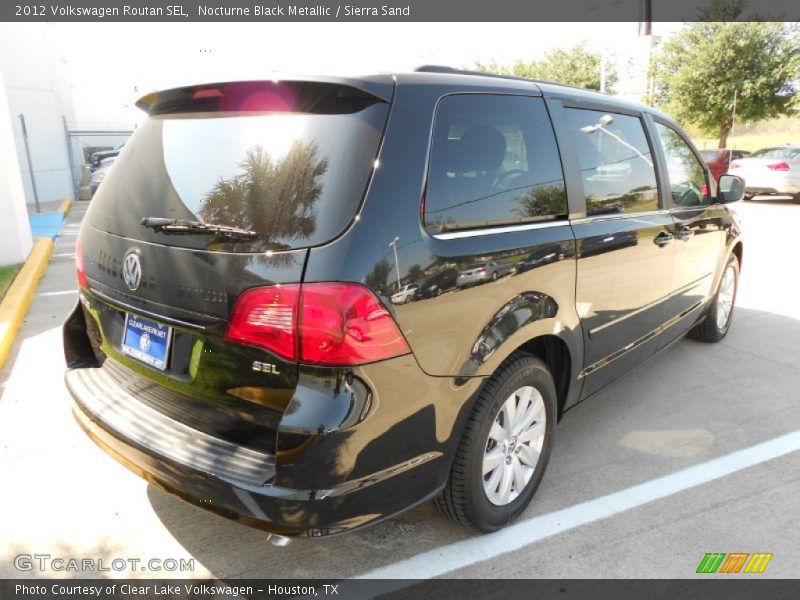 Nocturne Black Metallic / Sierra Sand 2012 Volkswagen Routan SEL