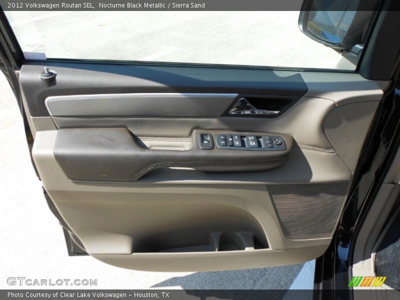 Nocturne Black Metallic / Sierra Sand 2012 Volkswagen Routan SEL