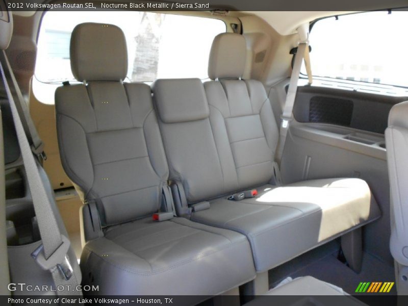  2012 Routan SEL Sierra Sand Interior