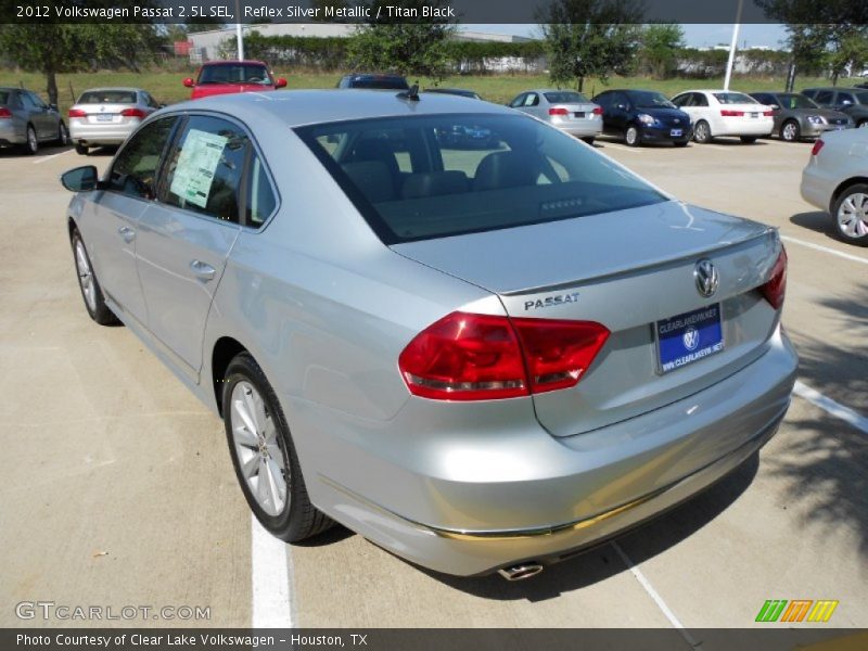 Reflex Silver Metallic / Titan Black 2012 Volkswagen Passat 2.5L SEL
