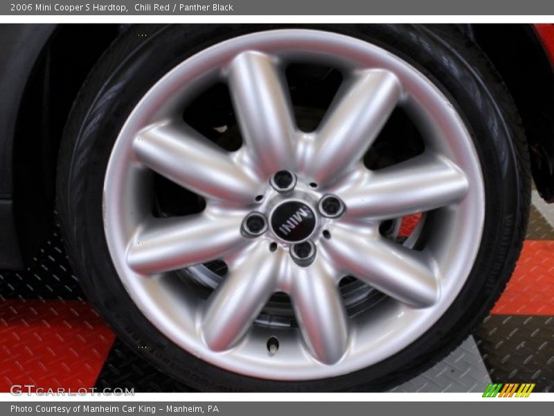 Chili Red / Panther Black 2006 Mini Cooper S Hardtop