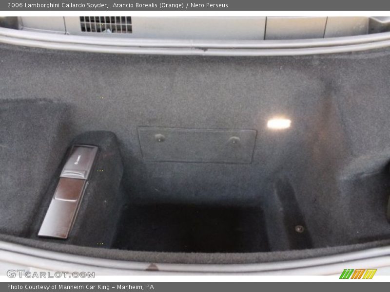  2006 Gallardo Spyder Trunk