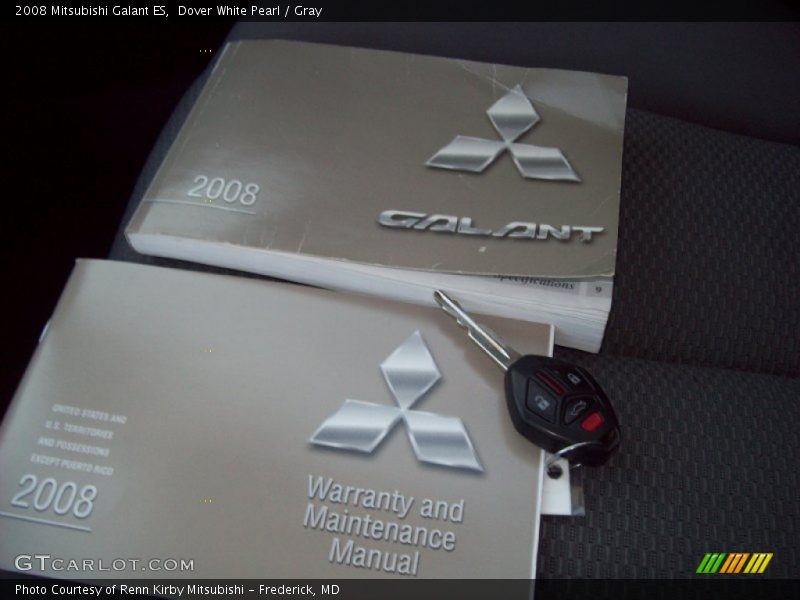 Dover White Pearl / Gray 2008 Mitsubishi Galant ES