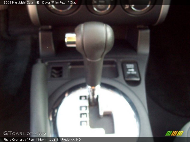 Dover White Pearl / Gray 2008 Mitsubishi Galant ES