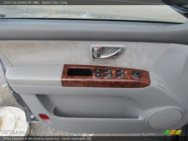 Alpine Gray / Gray 2004 Kia Sorento EX 4WD