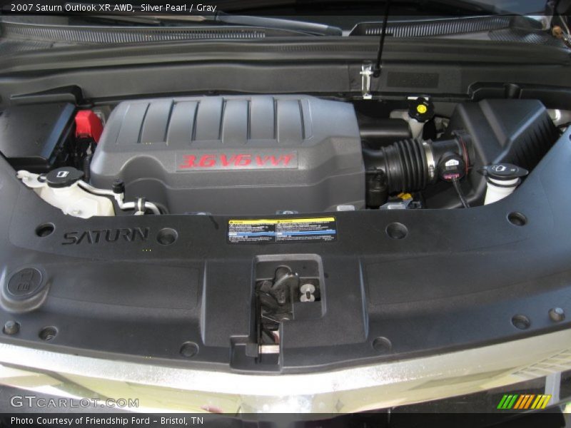 Silver Pearl / Gray 2007 Saturn Outlook XR AWD