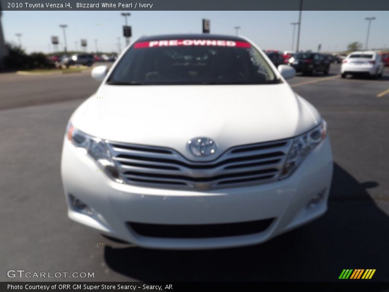 Blizzard White Pearl / Ivory 2010 Toyota Venza I4