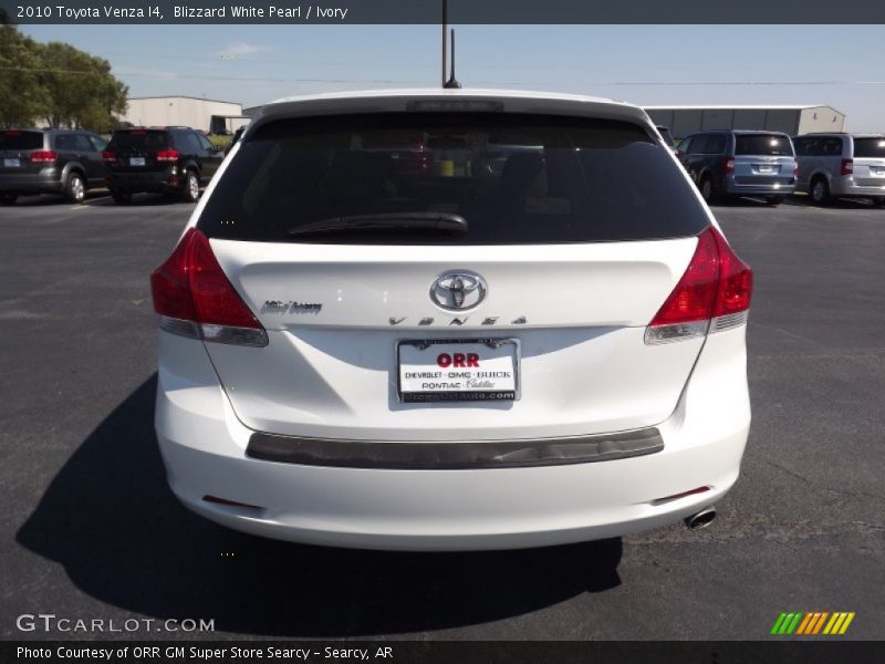 Blizzard White Pearl / Ivory 2010 Toyota Venza I4