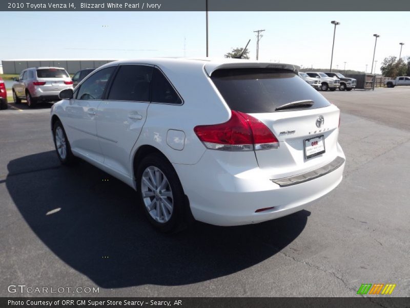 Blizzard White Pearl / Ivory 2010 Toyota Venza I4