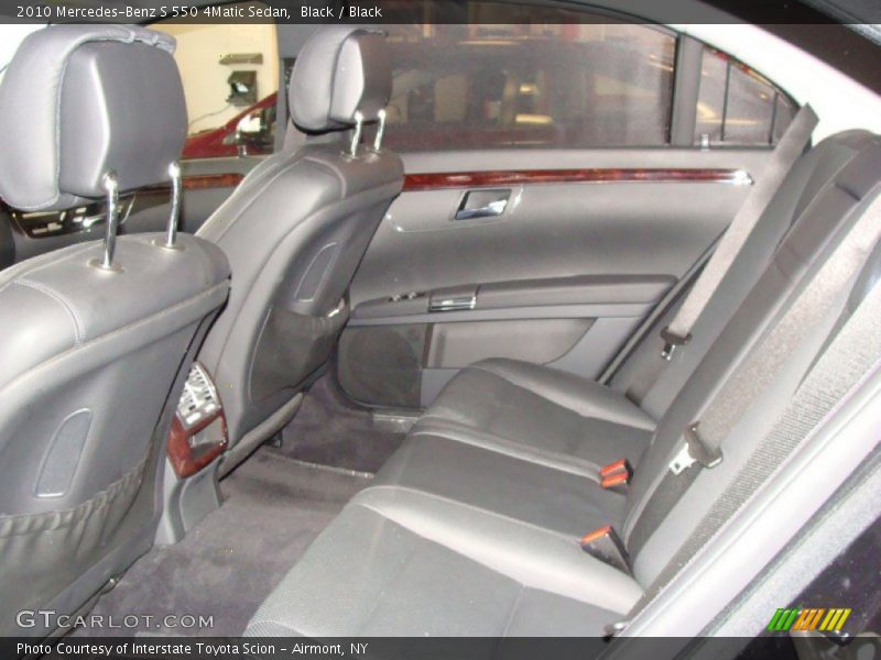 Black / Black 2010 Mercedes-Benz S 550 4Matic Sedan