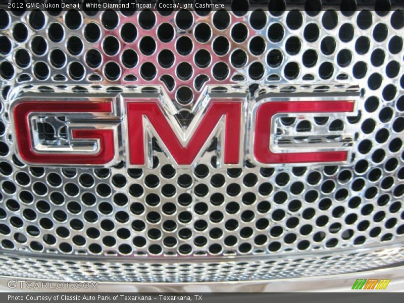  2012 Yukon Denali Logo