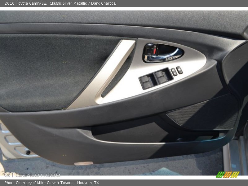 Classic Silver Metallic / Dark Charcoal 2010 Toyota Camry SE
