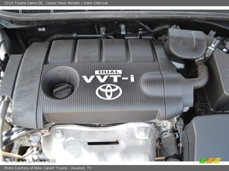 Classic Silver Metallic / Dark Charcoal 2010 Toyota Camry SE