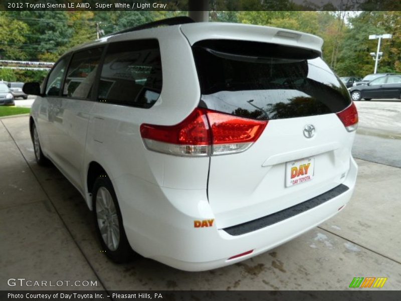 Super White / Light Gray 2012 Toyota Sienna LE AWD