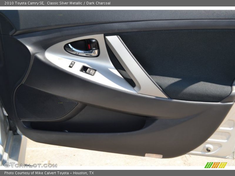 Classic Silver Metallic / Dark Charcoal 2010 Toyota Camry SE
