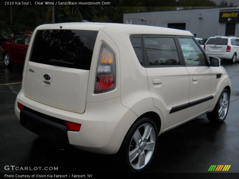 Clear White / Sand/Black Houndstooth Cloth 2010 Kia Soul !
