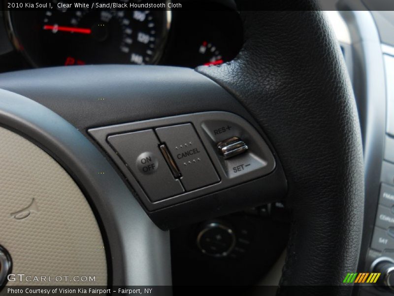 Clear White / Sand/Black Houndstooth Cloth 2010 Kia Soul !