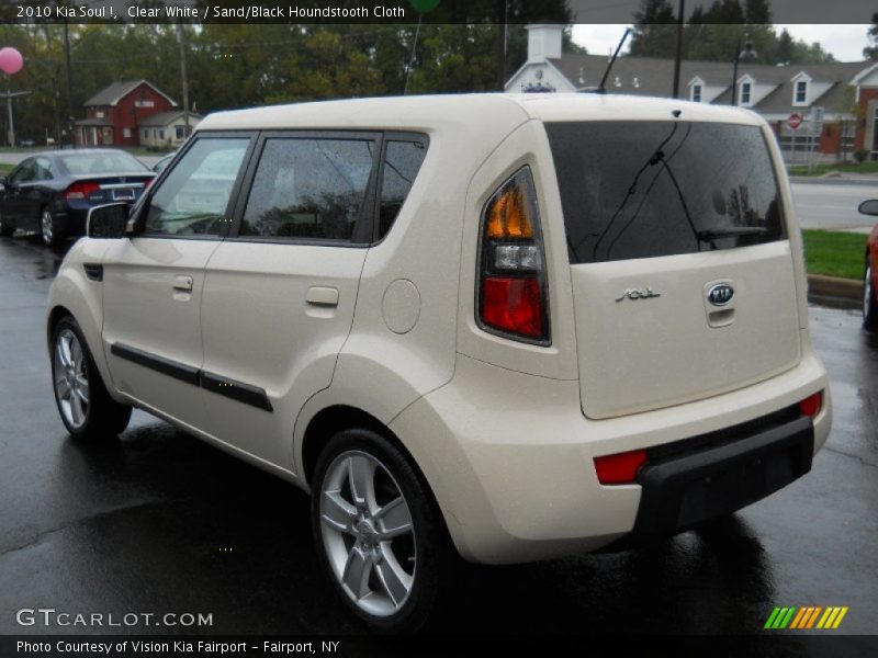Clear White / Sand/Black Houndstooth Cloth 2010 Kia Soul !