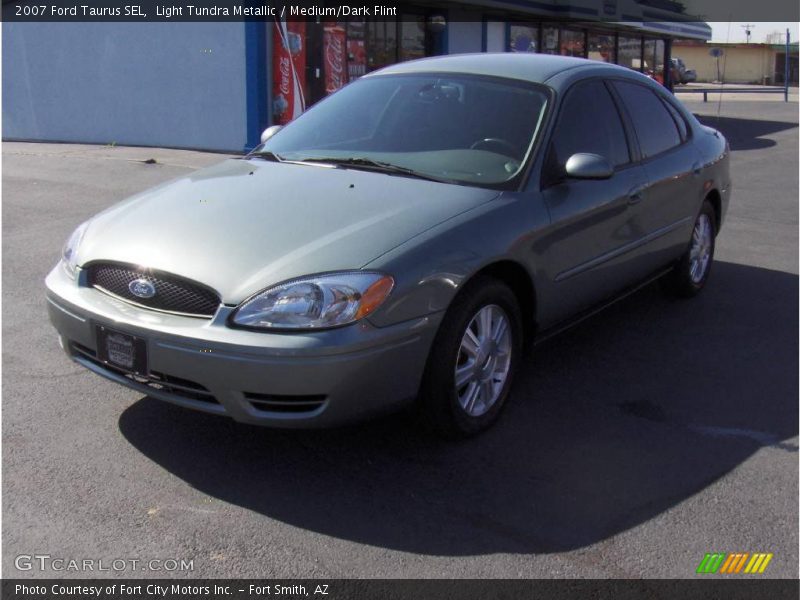 Light Tundra Metallic / Medium/Dark Flint 2007 Ford Taurus SEL