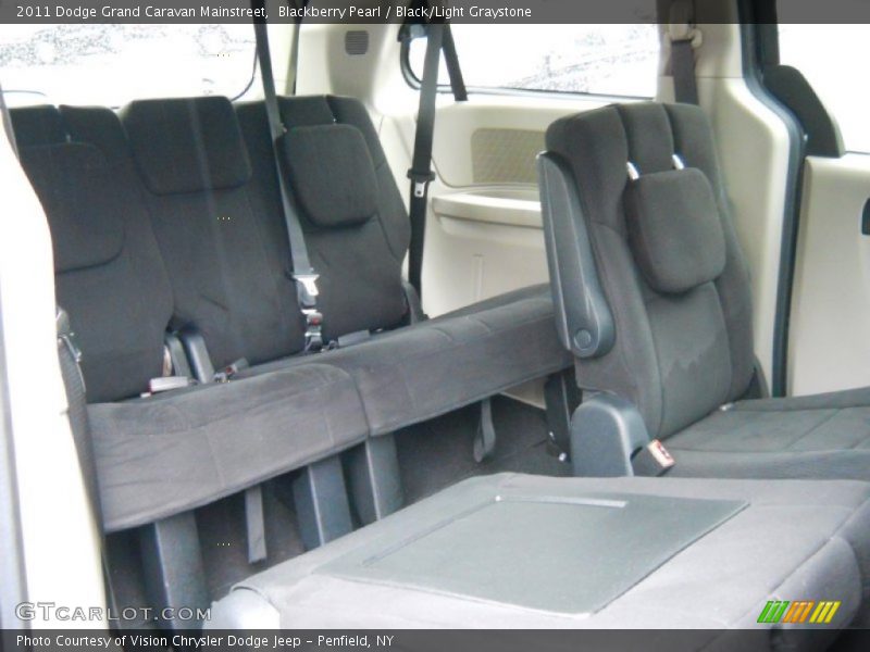 Blackberry Pearl / Black/Light Graystone 2011 Dodge Grand Caravan Mainstreet