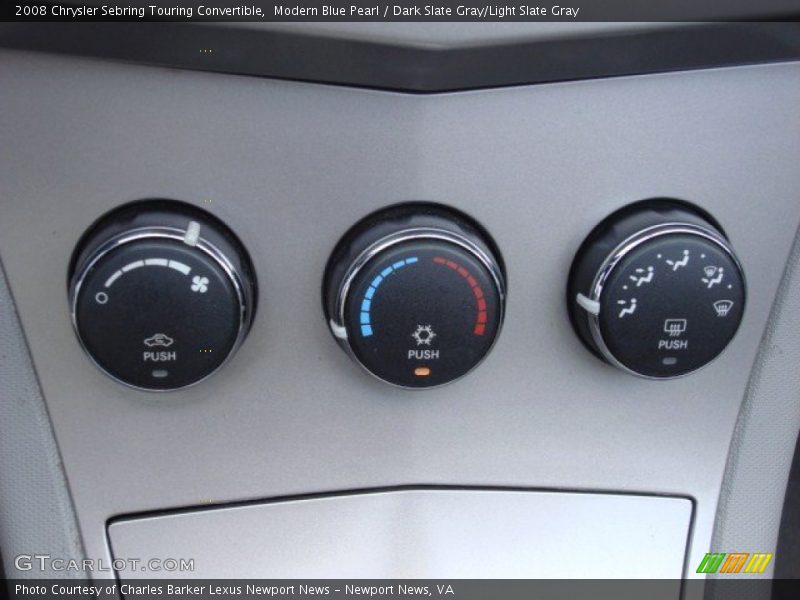 Controls of 2008 Sebring Touring Convertible