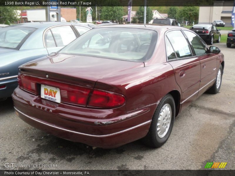 Bordeaux Red Pearl / Taupe 1998 Buick Regal LS