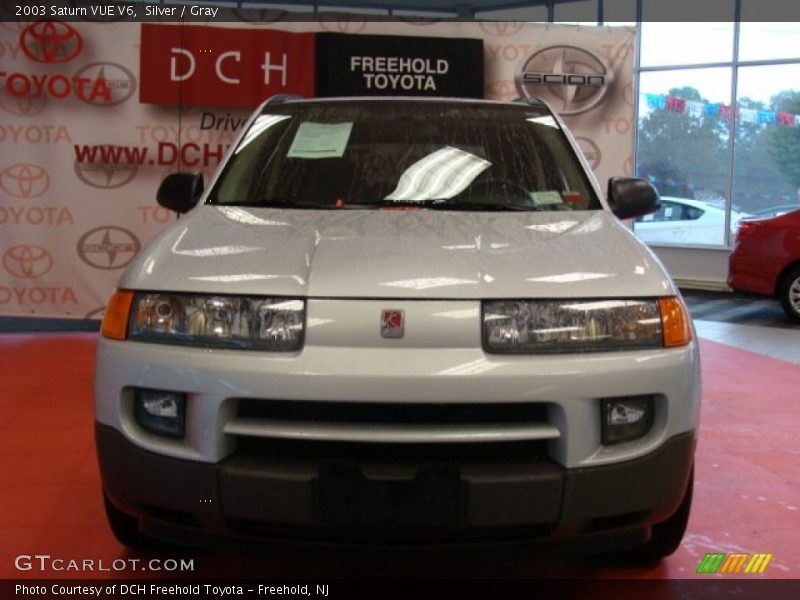 Silver / Gray 2003 Saturn VUE V6