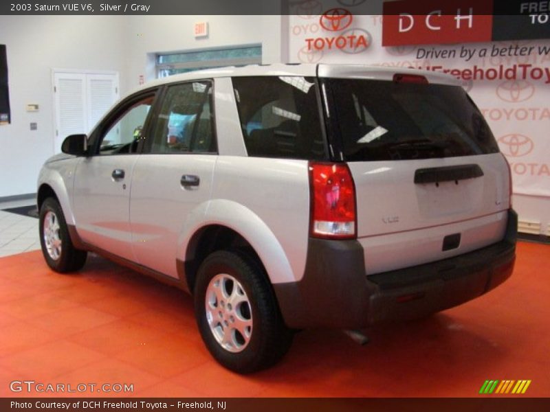 Silver / Gray 2003 Saturn VUE V6