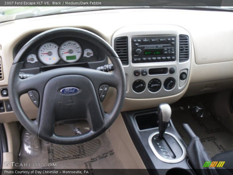 Black / Medium/Dark Pebble 2007 Ford Escape XLT V6