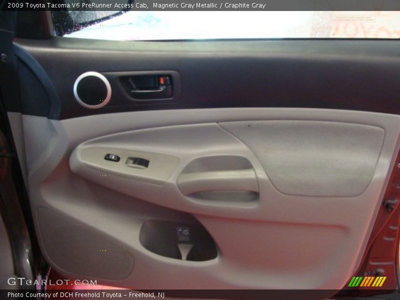 Magnetic Gray Metallic / Graphite Gray 2009 Toyota Tacoma V6 PreRunner Access Cab