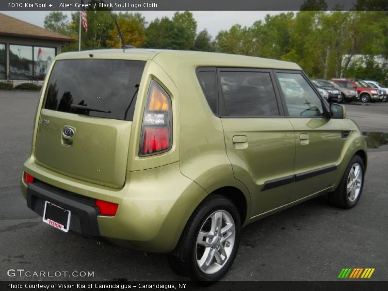 Alien Green / Black Soul Logo Cloth 2010 Kia Soul +