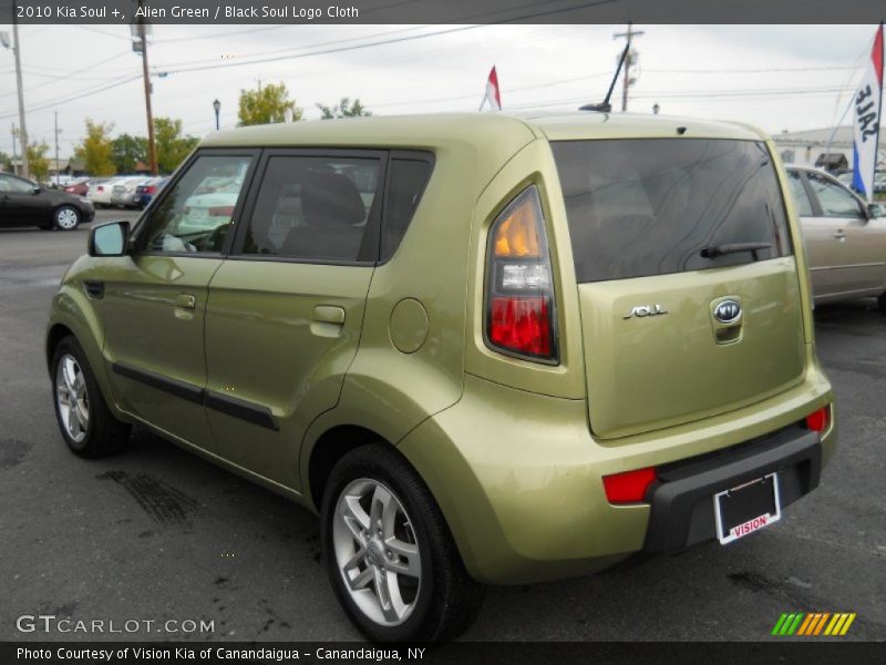 Alien Green / Black Soul Logo Cloth 2010 Kia Soul +