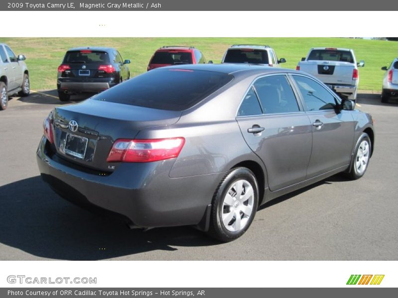 Magnetic Gray Metallic / Ash 2009 Toyota Camry LE