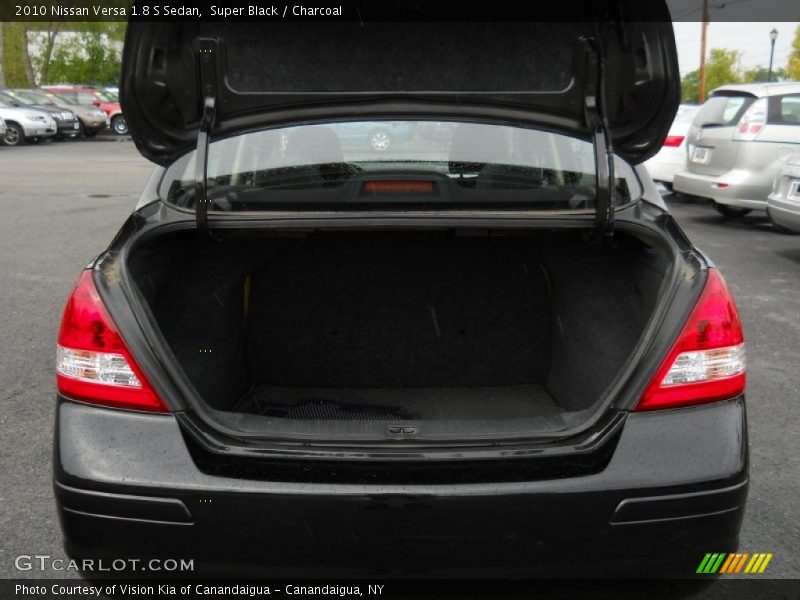 Super Black / Charcoal 2010 Nissan Versa 1.8 S Sedan