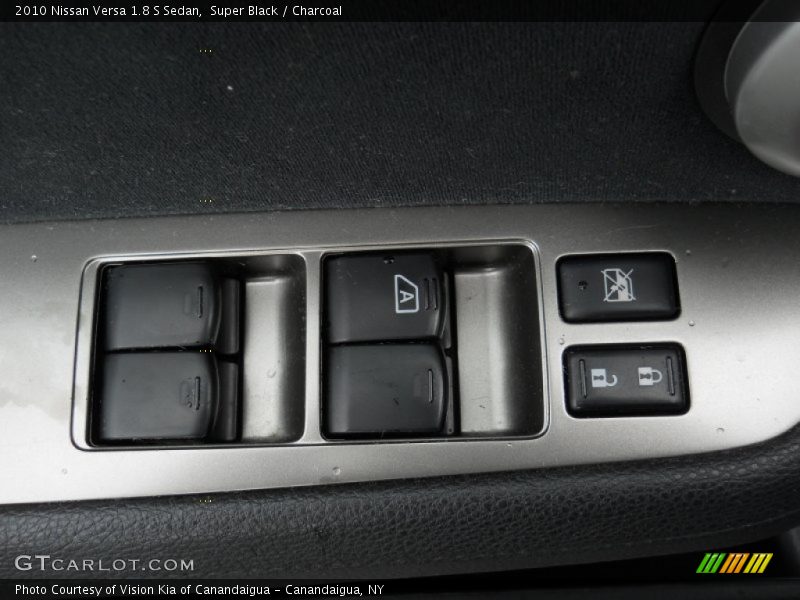 Super Black / Charcoal 2010 Nissan Versa 1.8 S Sedan
