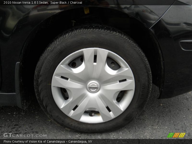Super Black / Charcoal 2010 Nissan Versa 1.8 S Sedan