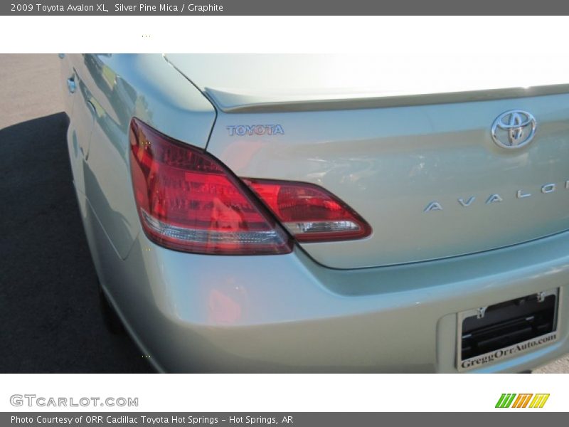 Silver Pine Mica / Graphite 2009 Toyota Avalon XL