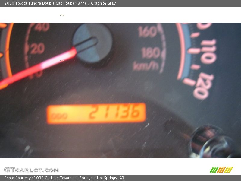 Super White / Graphite Gray 2010 Toyota Tundra Double Cab